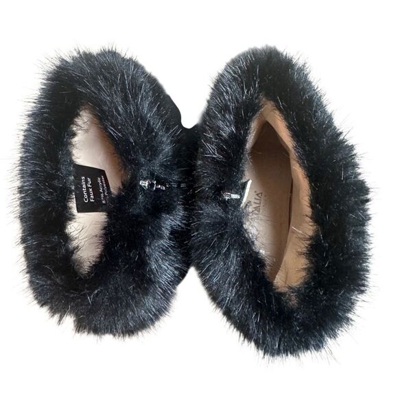 Aquatalia Black Suede Faux Fur Kitten Heel Booties - Picture 9 of 12